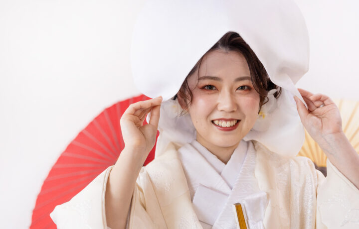 綿帽子をイマドキな雰囲気で楽しむ【前撮り・フォトウェディング】