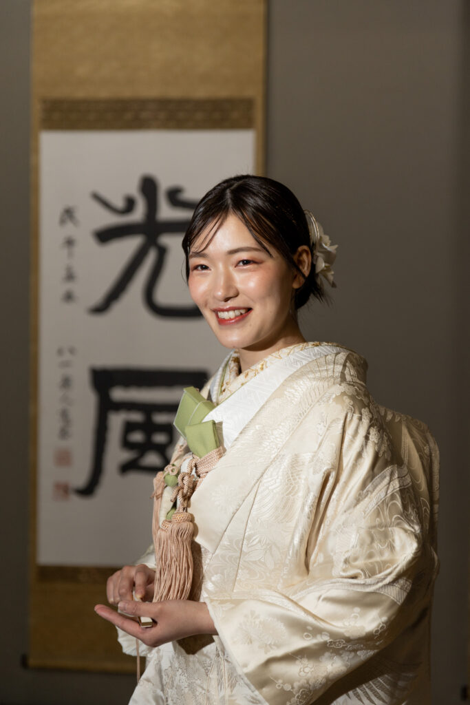 微笑む和装花嫁