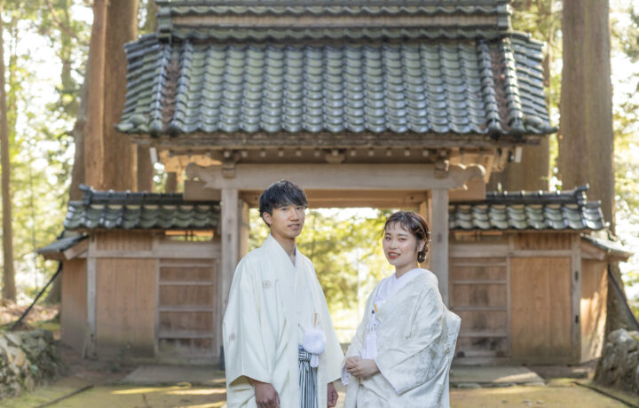 寺院で和装ロケ【前撮り・フォトウェディング】