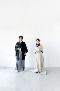 富山のフォトスタジオで撮影した和装姿の新郎新婦の仲睦まじいフォトウェディング