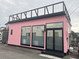 富山の振袖卒業袴レンタルショップのキモノコアラ外観