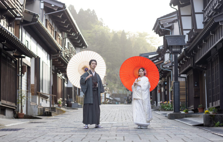 和装と洋装どっちがいい？フォトウェディングの衣装選びのポイント