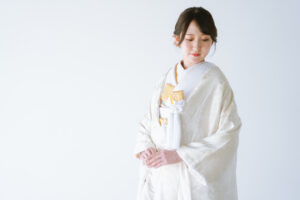 富山のコアラで白無垢をきて撮影している花嫁