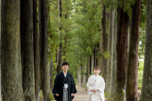 富山のコアラで和装ロケーションフォトウェディングを行なった新郎新婦のフォトウェディング