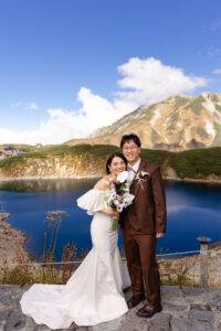 富山のコアラで室堂でフォトウェディングを行なった新郎新婦のフォトウェディング