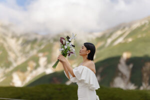 富山のコアラで室堂でフォトウェディングを行なった新郎新婦のフォトウェディング